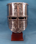 Topfhelm/Transitional Crusader helmet